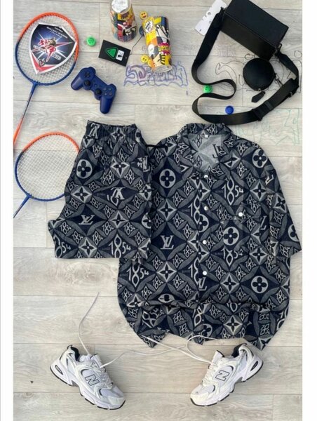 Chemise et short pour homme