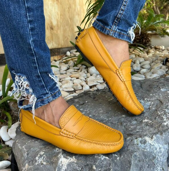 Mocassins en cuir jaune homme