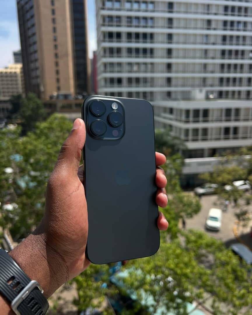 IPHONE 16 PRO MAX 256GB