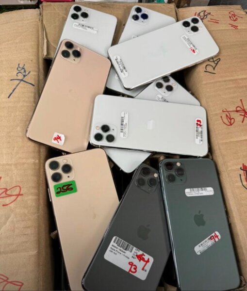 iPhone 11 Pro, iPhone X and iPhone 6s