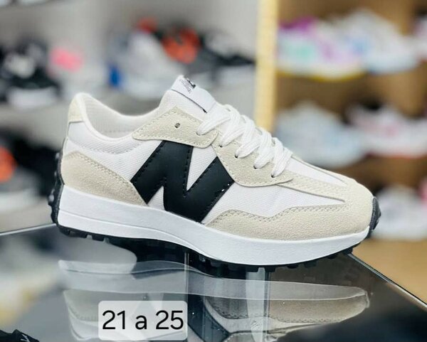 Baskets beige new balance