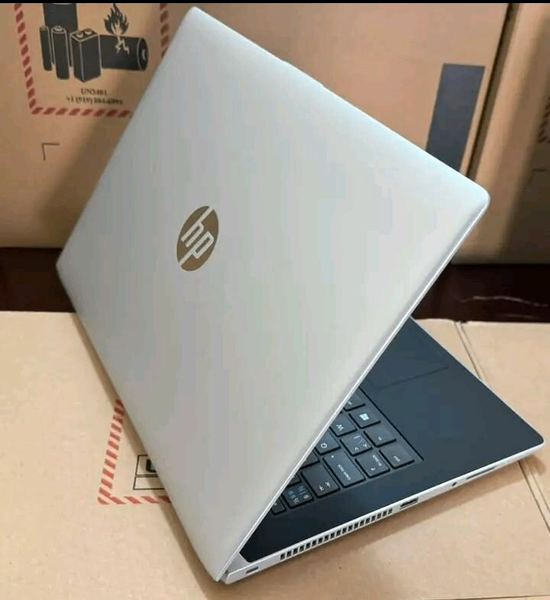 Ordinateur portable HP élégant