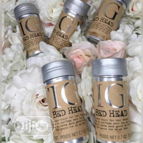 Produits pour pose perruque