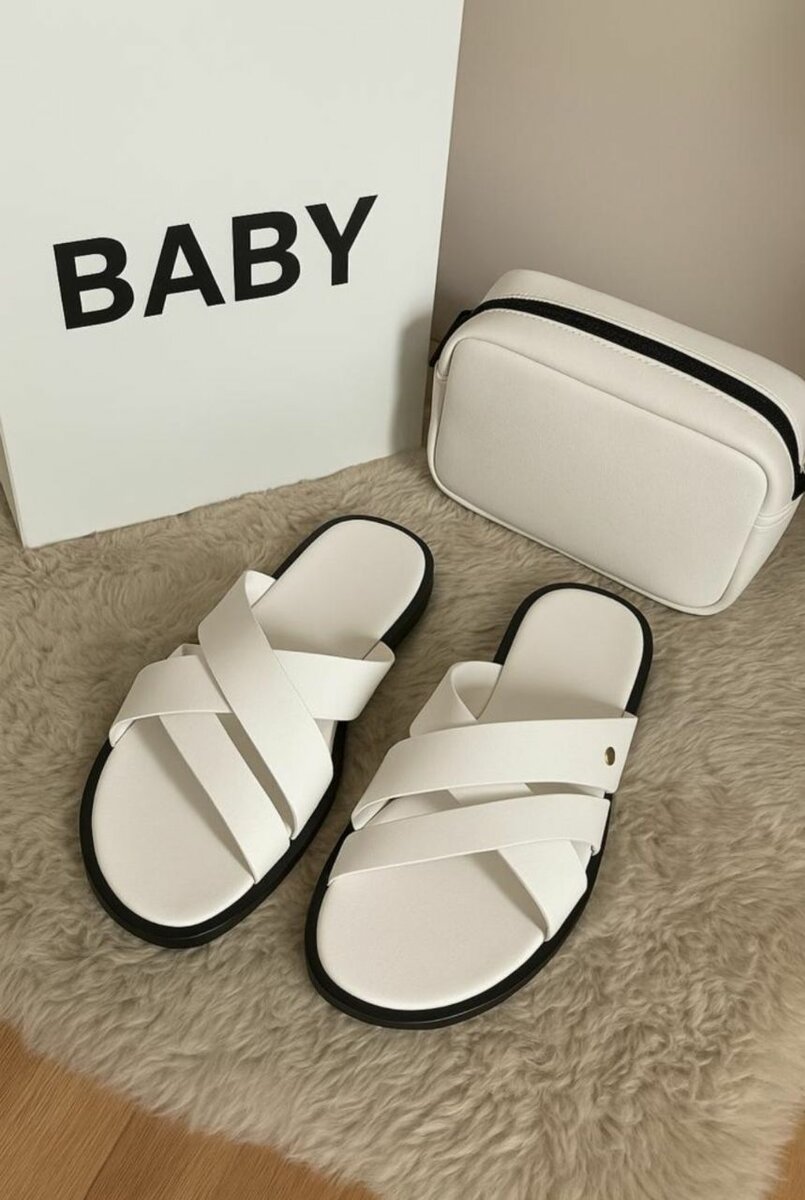 Sandales croisées élégantes