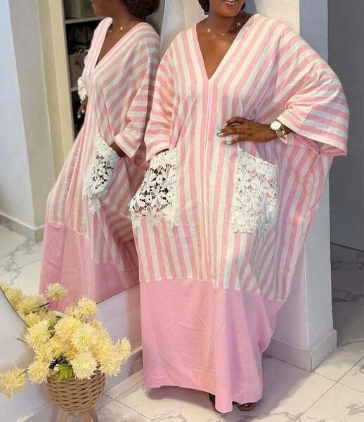 Caftan rayé rose élégant