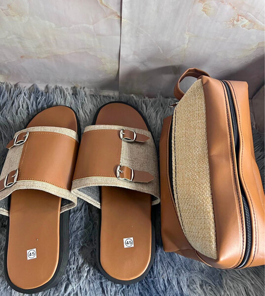 Sandales élégantes avec pochette