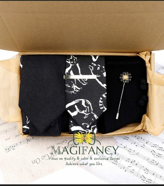 Coffret à Cravate Élégant Floral