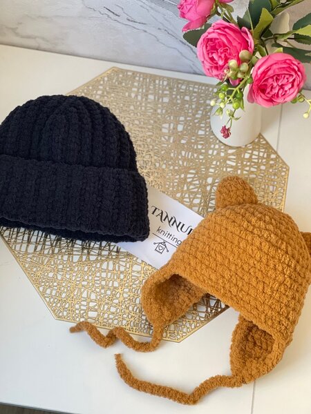 Вязанные шапочки  Ручная работа