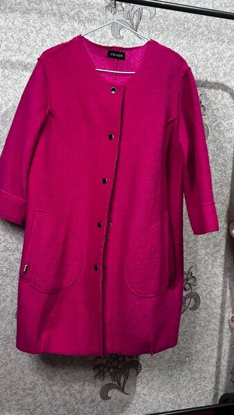 Пальто кашемир от PRADA(в оригинале)