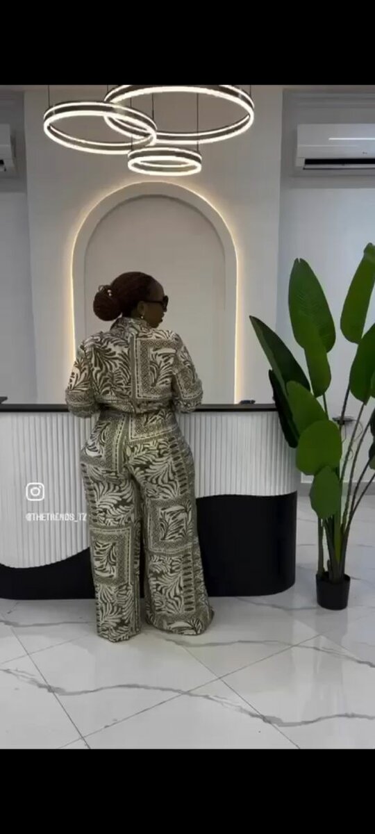 Ensemble pantalon imprimé chic