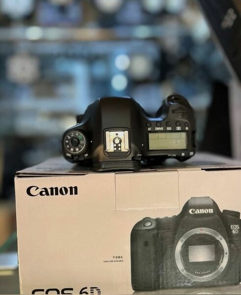 CANON EOS 6D [DSLR camera]