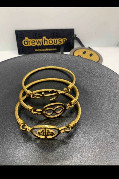 Bracelet en acier doré