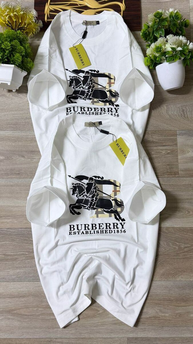 T-shirt imprimé de designer