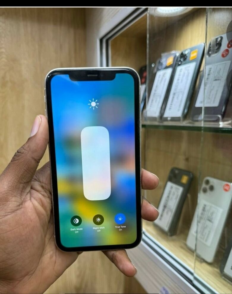 iPhone 11 64 Go Blanc Débloqué