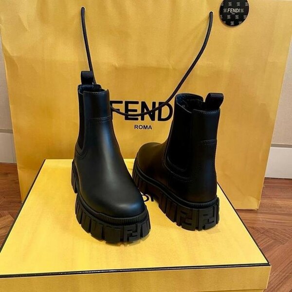 Fendi Filo boots