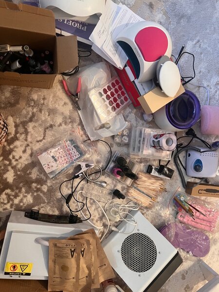 Продаю маникюрные принадлежности