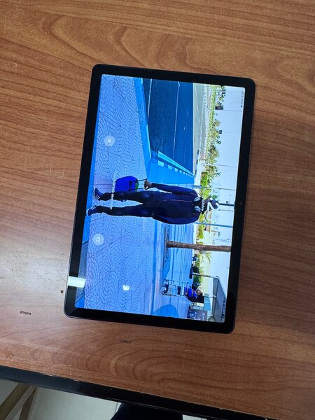 Tablette Samsung avec écran large