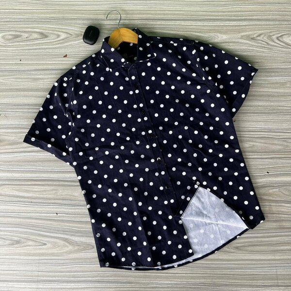 Senator Short sleeves