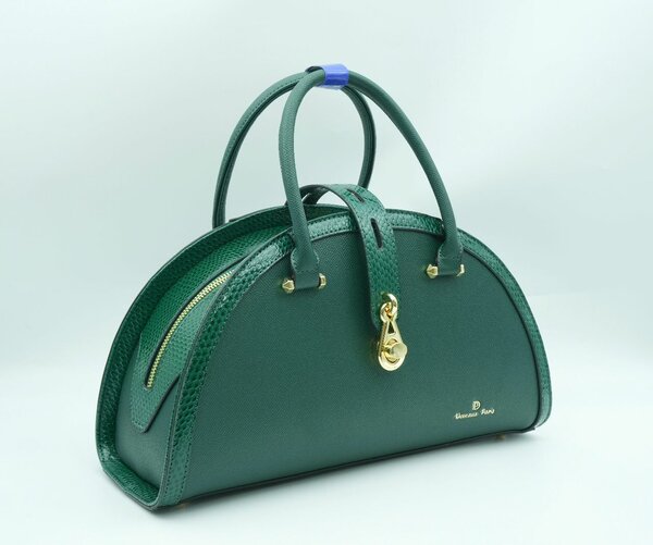 Sac à main en cuir vert élégant