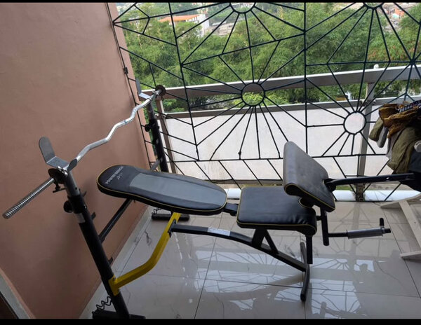 Banc de musculation pliable noir