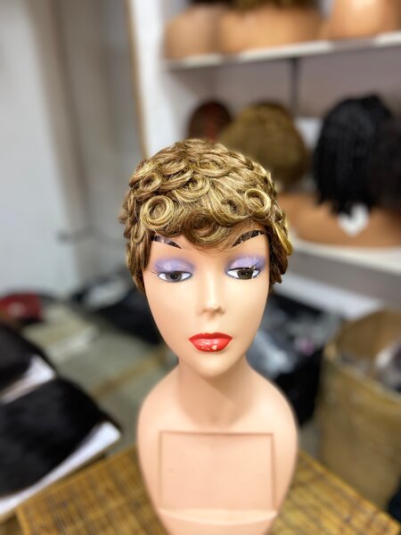 Perruque Boucles Élégantes