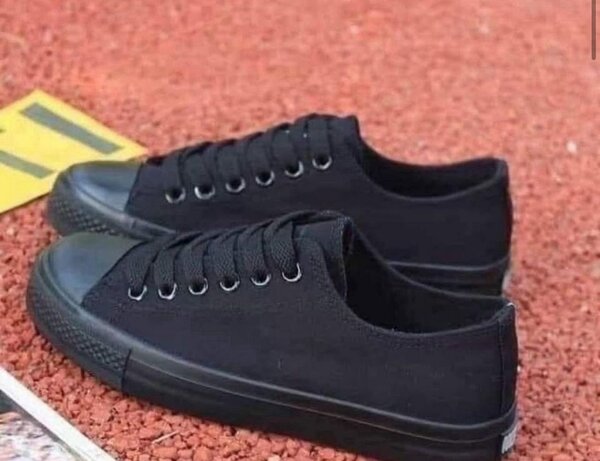 Baskets noires unisexes