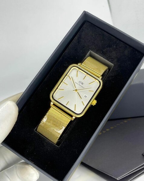 Montre élégante en or GW