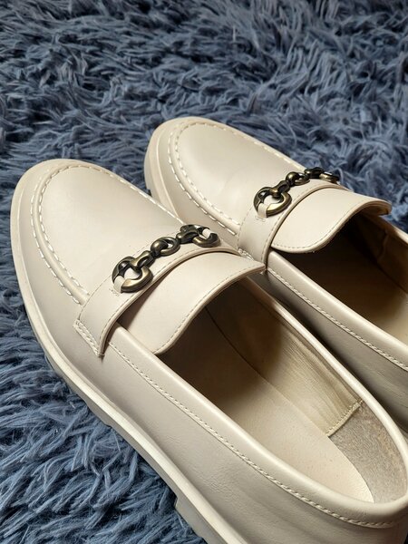 Beige ladies loafers