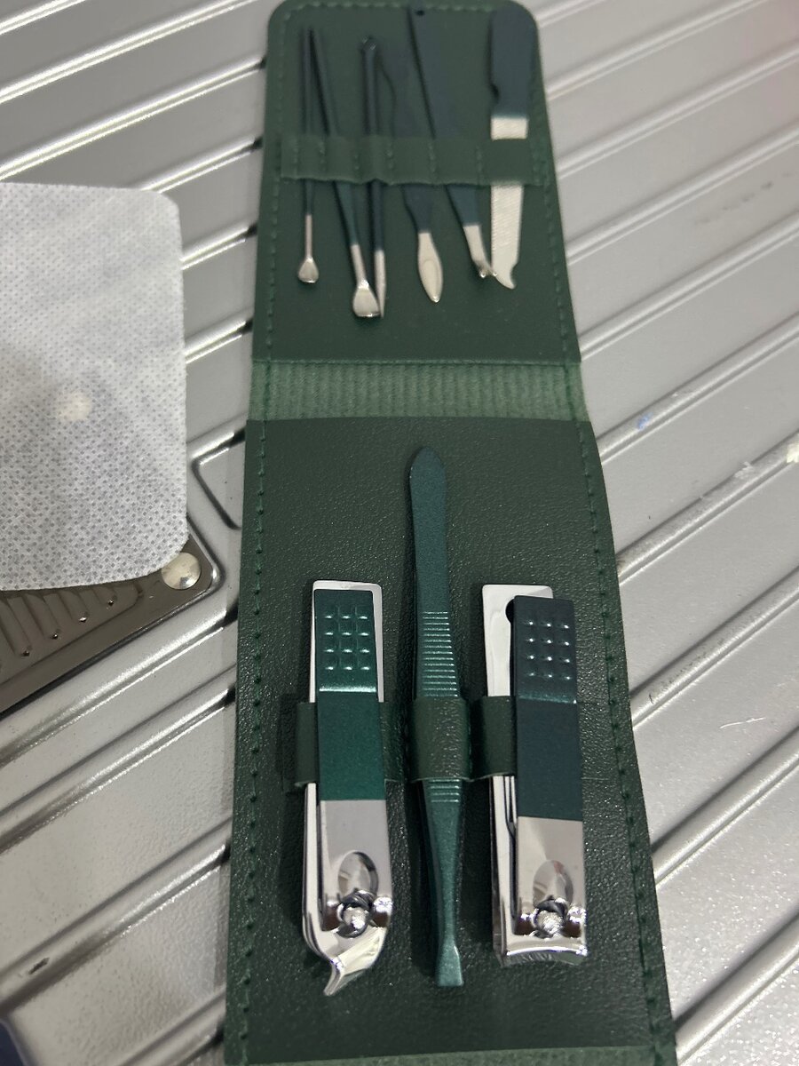 Абсолютно новый набор кусачек для ногтей. 指甲刀套装