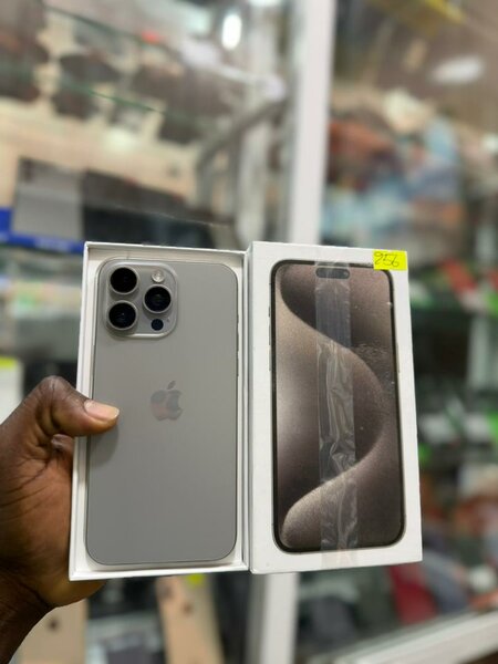 iPhone 15 pro Max 256 giga