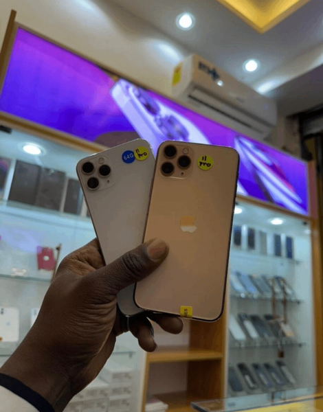 Iphone 11 pro 64 gig