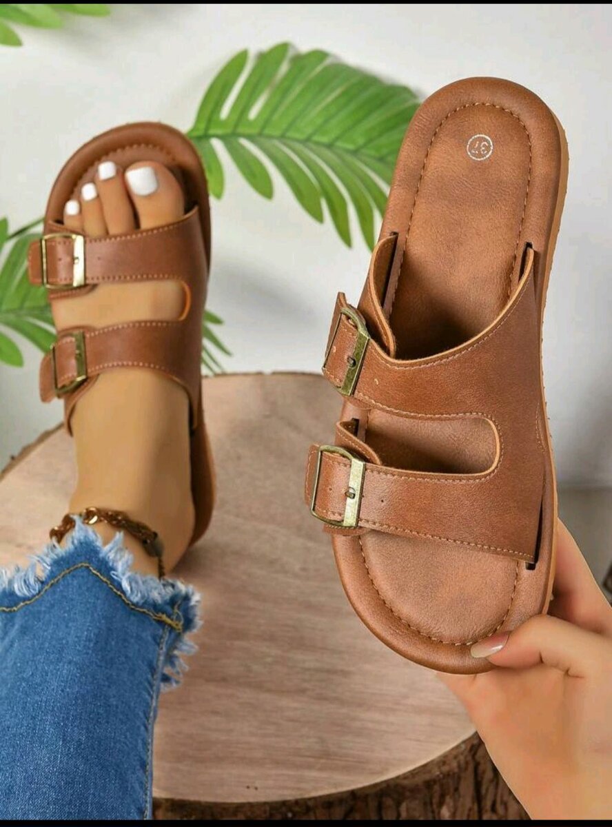 Roman brown sandals