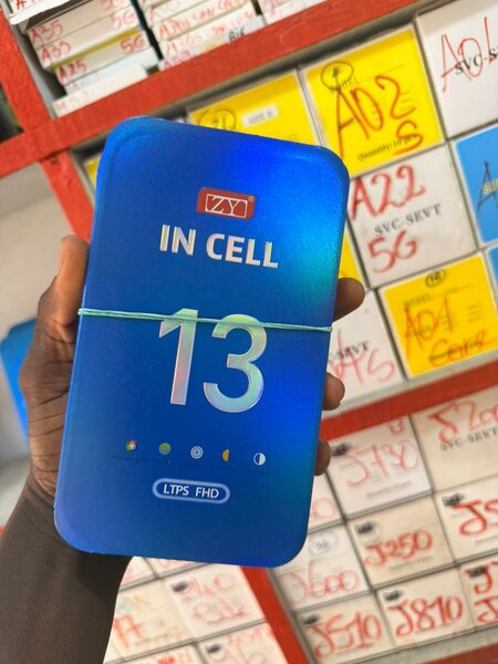 Écran InCell LTPS FHD 13