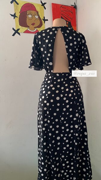 Poka dots flair dress with bare back
