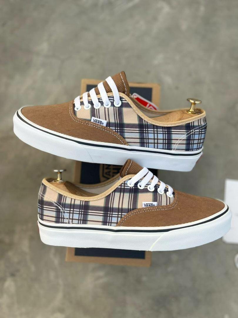 Vans Authentic Unisex Sneaker