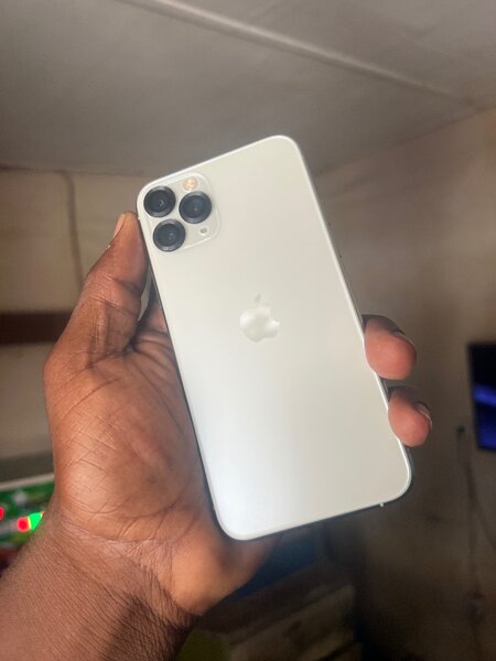 iPhone 11 Pro