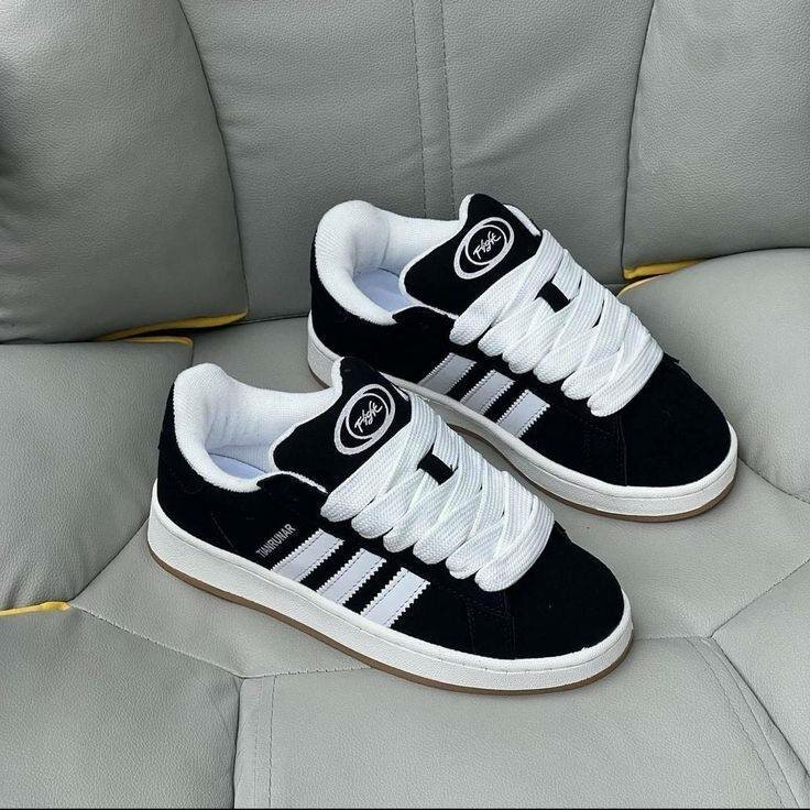 Baskets noires rétro homme