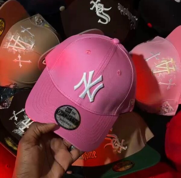 Casquette rose NY stylée