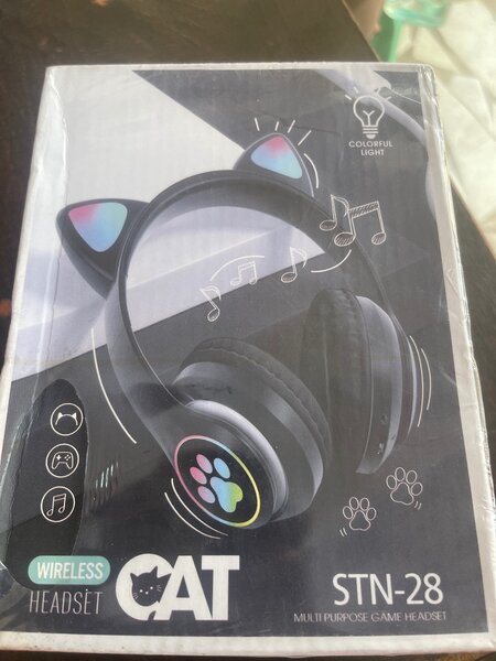 Cat wireless headset