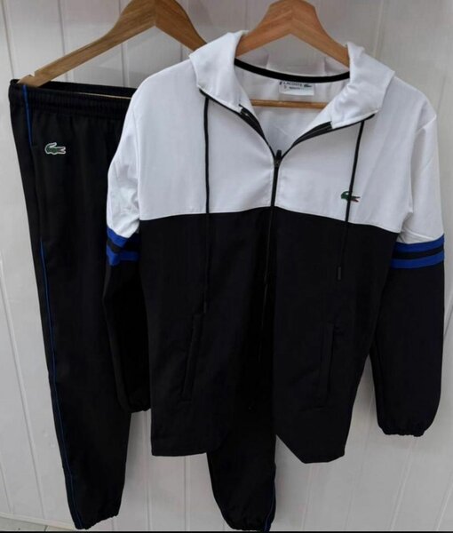 Ensemble de survêtement élégant