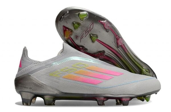 Chaussures de football adidas
