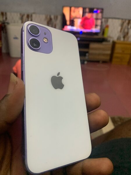 iPhone 12 mini 64 gig