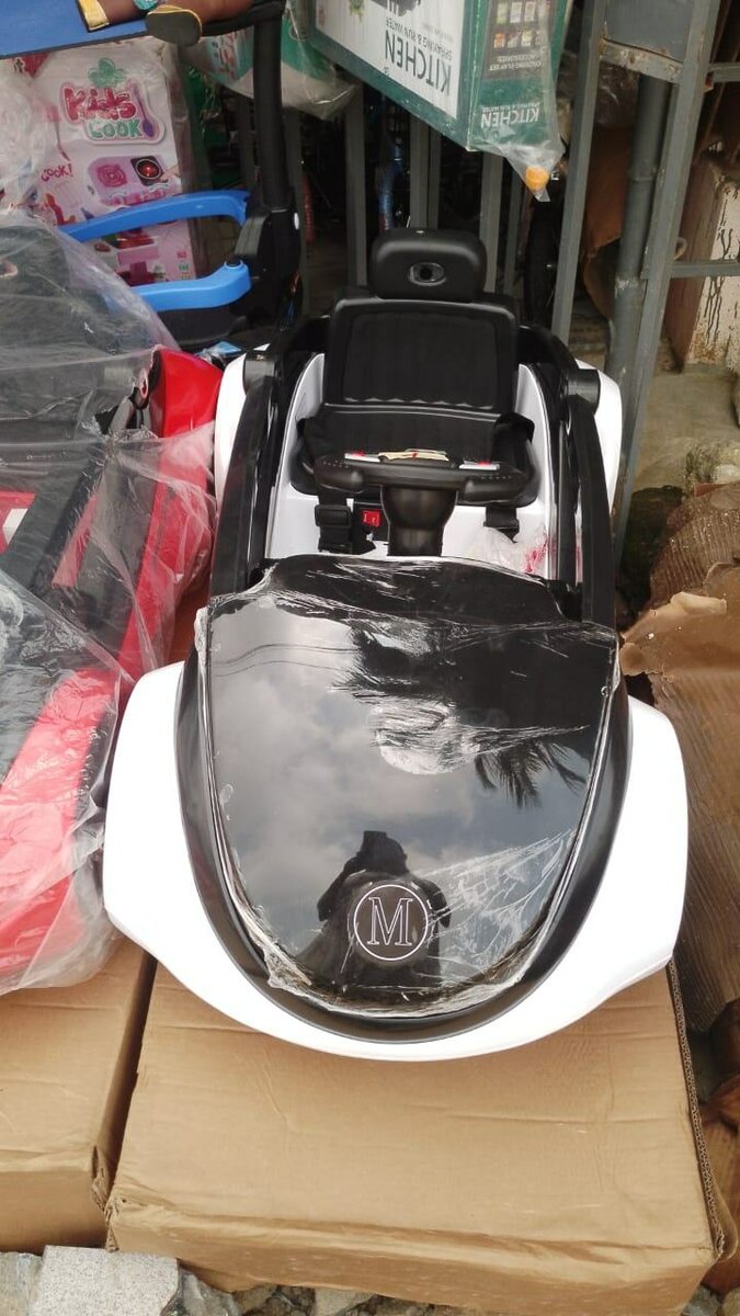 Voiture électrique pour enfants