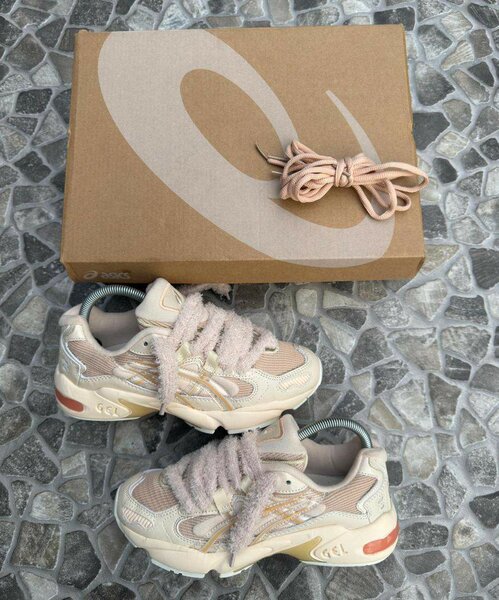 Baskets légères en maille rose