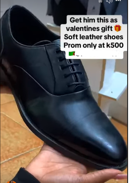 Men's soft leather black shoes