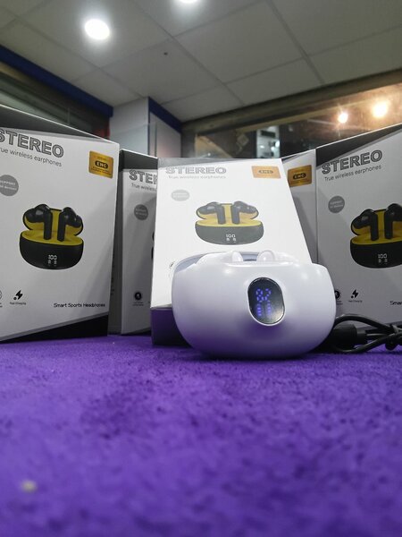 Stero true wireless earphones