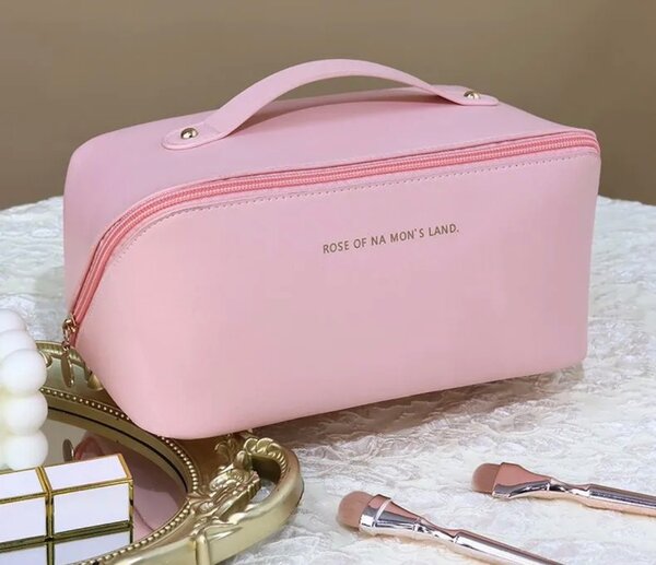 Косметичка в наличии !