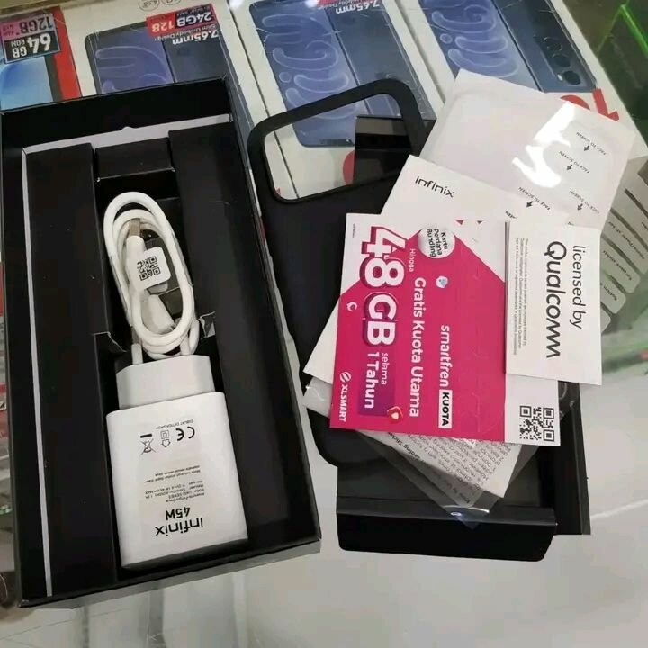 Infinix Hot 40i Smartphone 8/128 Go