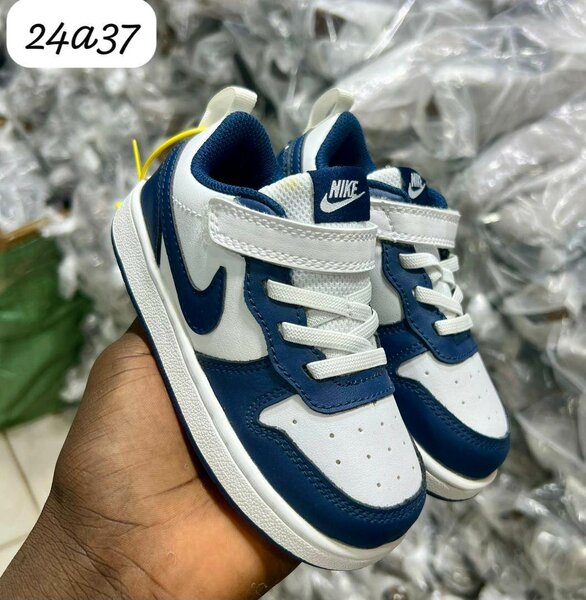 Chaussures Enfant Nike