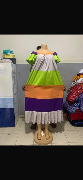 Robe courte disponible a 7000fr